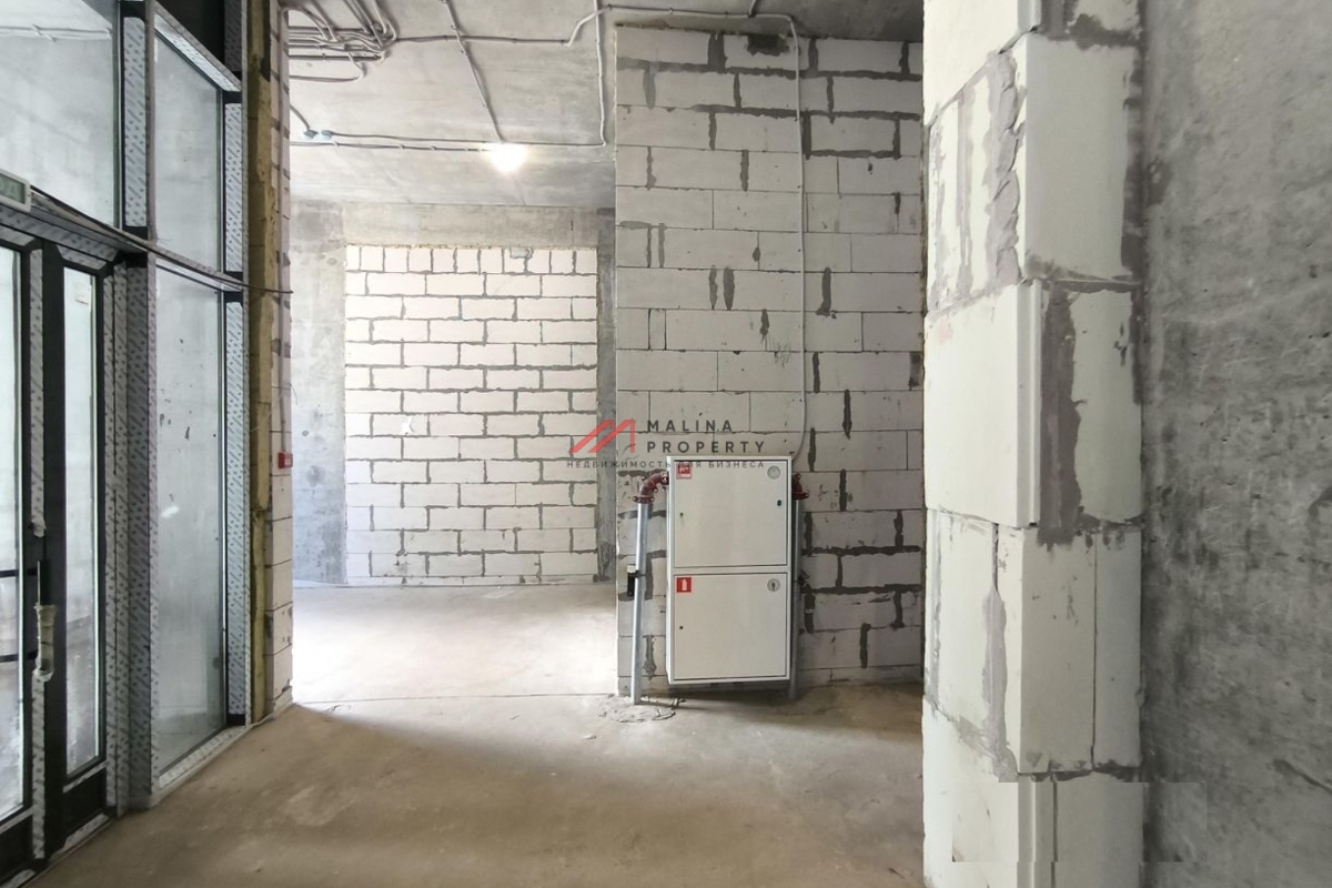 Аренда торгового помещения в новом доме 