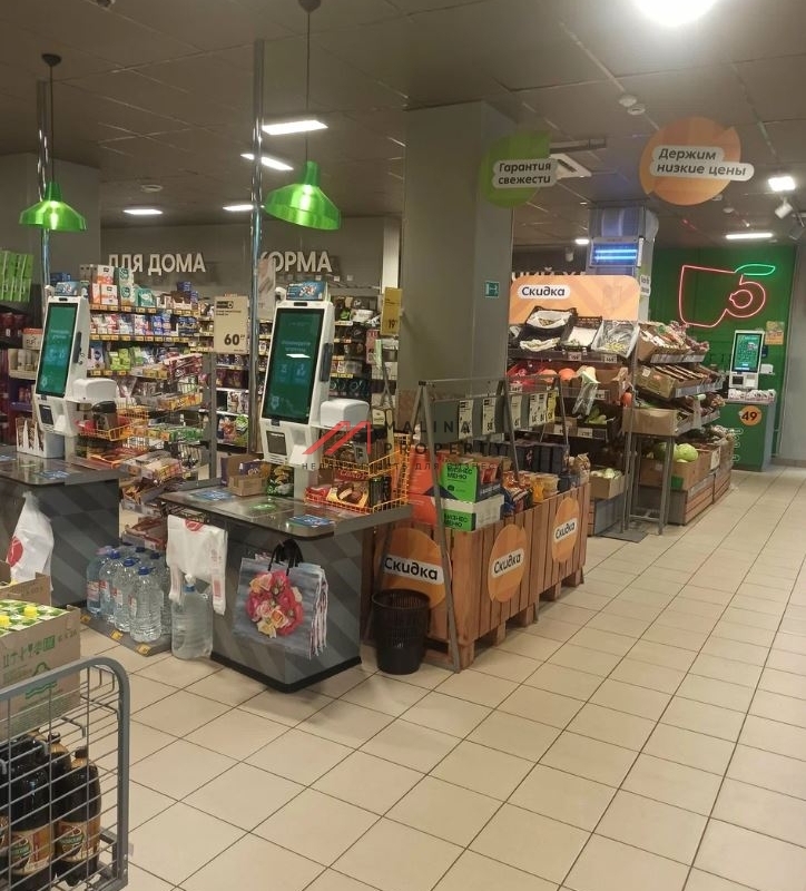 Продажа помещения с магазином Пятерочка на ул. Велозавдская