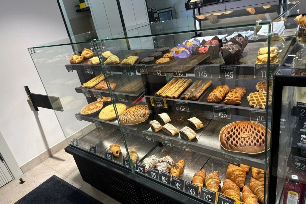 Продажа коммерческого помещения на Амурской с арендаторами