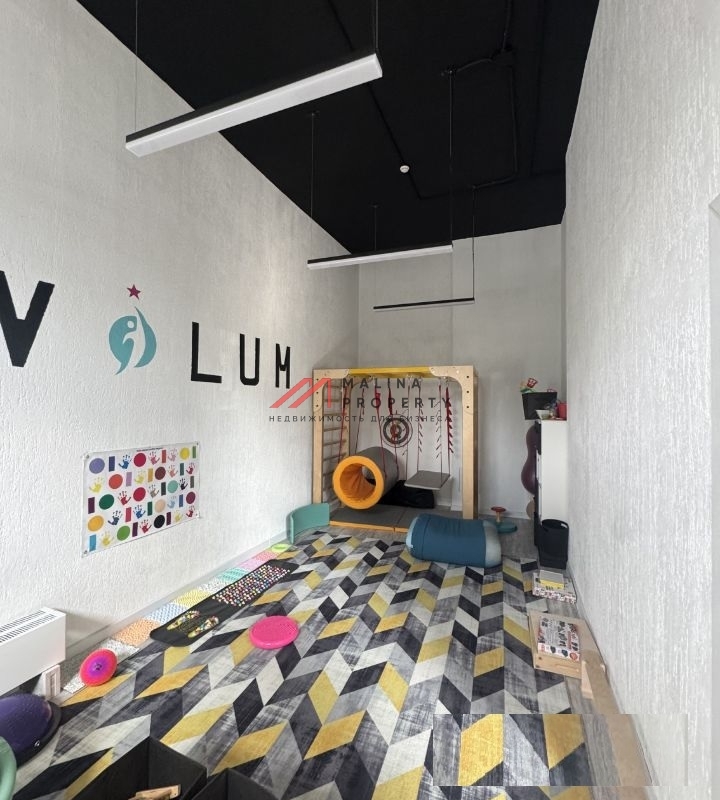 Продажа коммерческого помещения в ЖК "Алхимово"