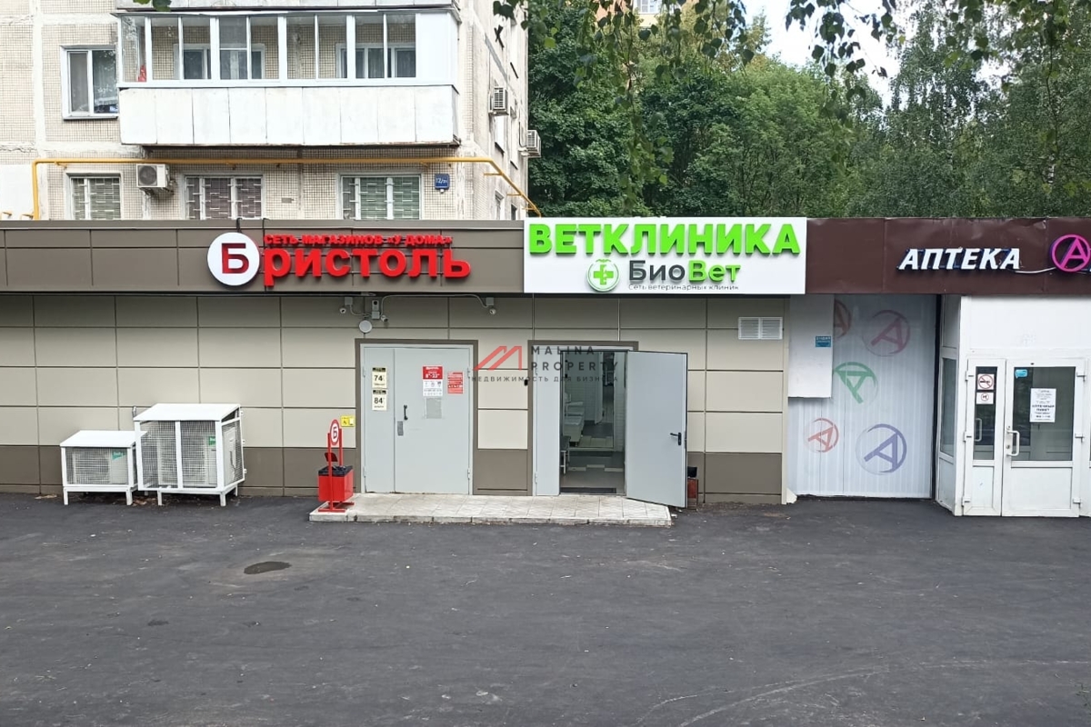 Продажа нежилого помещения с арендатором