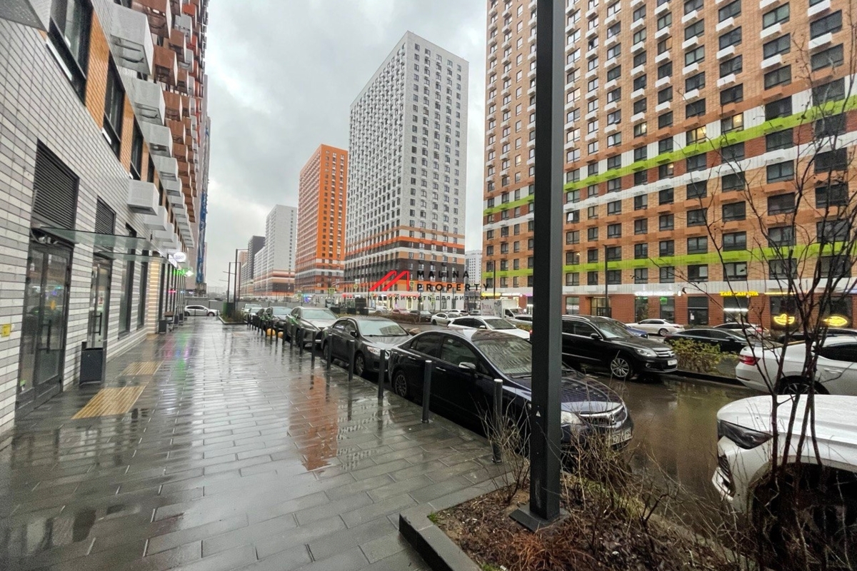 Продажа торгового помещения в ЖК "Люблинский парк"