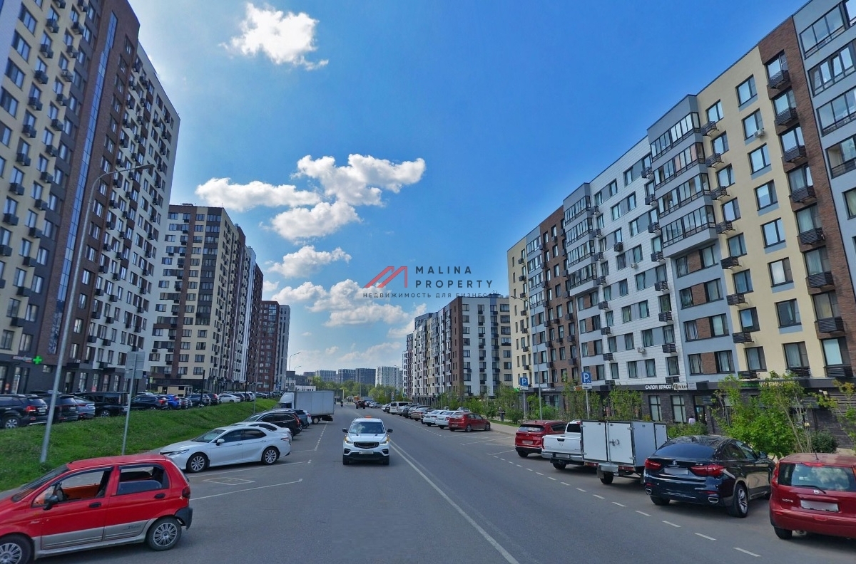 Продажа торгового помещения с арендатором "Бристоль"