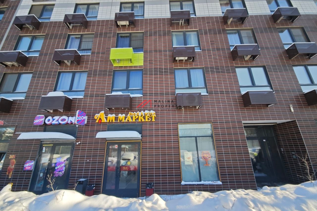 Продажа помещения в ЖК "Бунинские луга" с арендатором