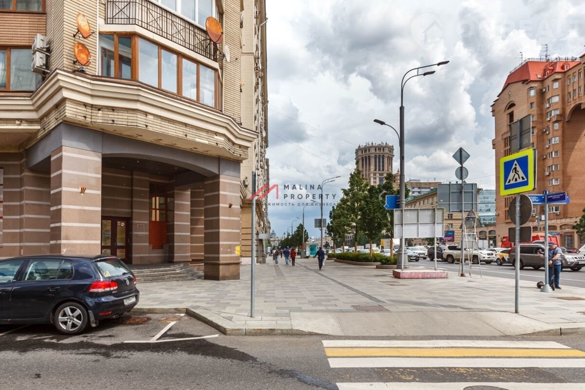 Продажа торгового помещения с супермаркетом Дикси