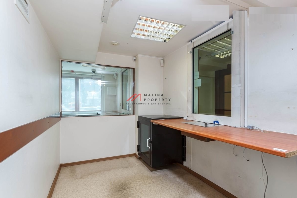 Продажа торгового помещения с супермаркетом Дикси