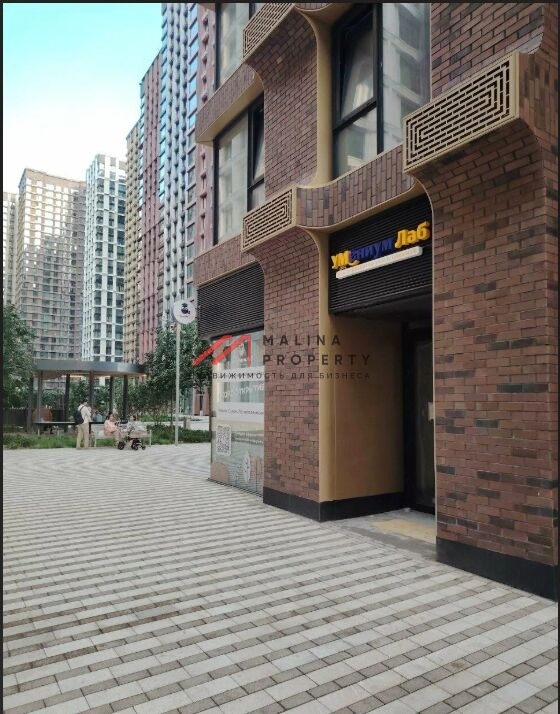 Продажа торгового помещения в ЖК Метрополия