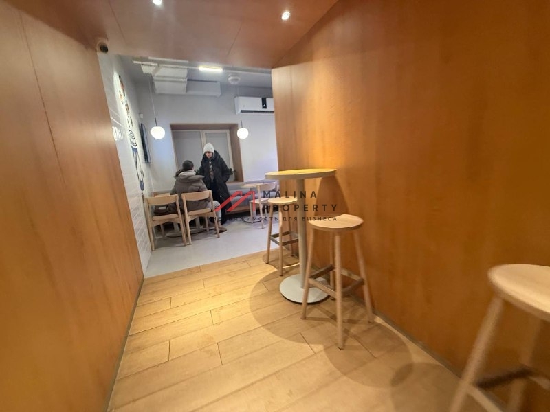 Продажа помещения с кофейней DRINKIТ на Парке Культуры