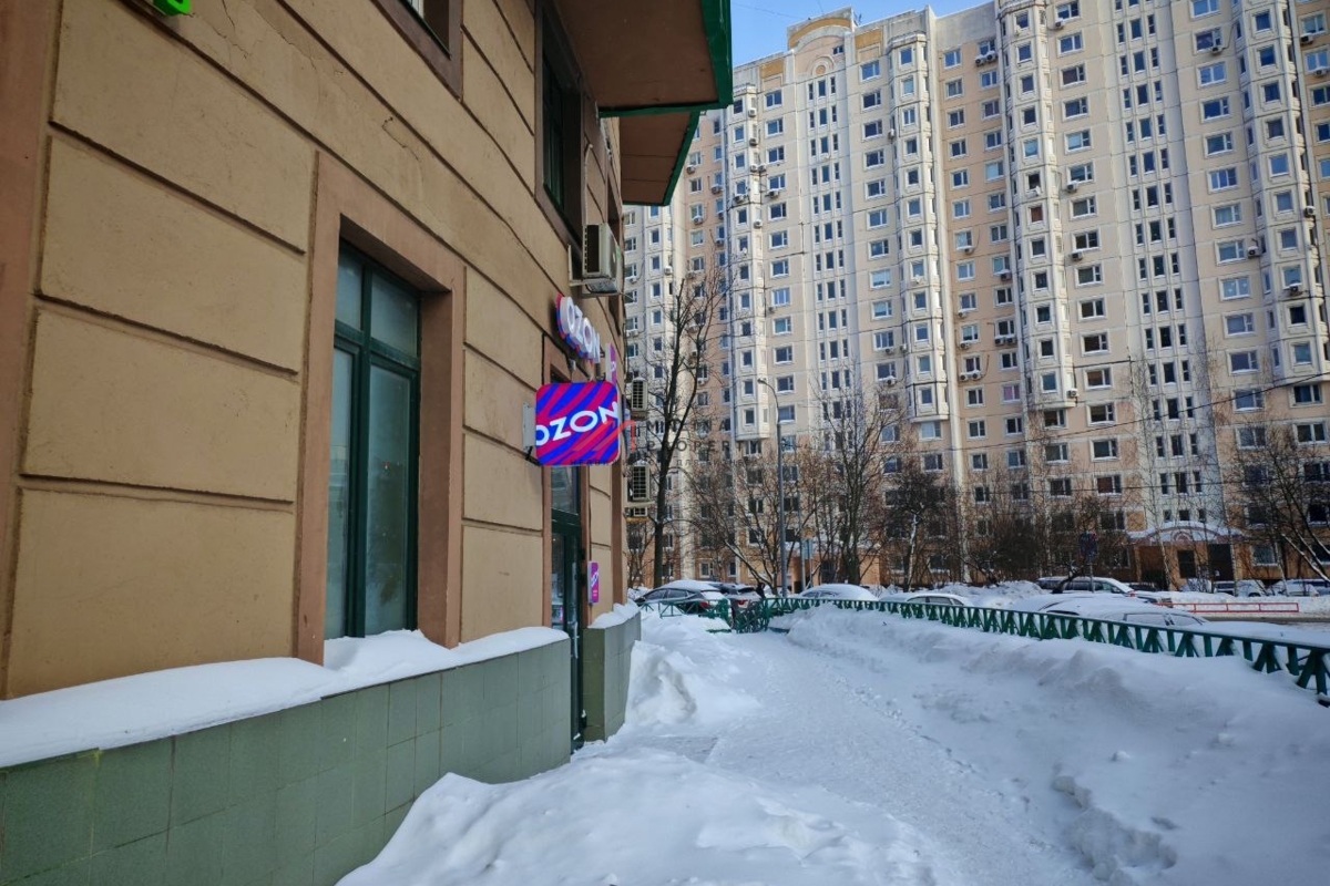 Продажа помещения с магазином "Винлаб" на Ленинградском шоссе