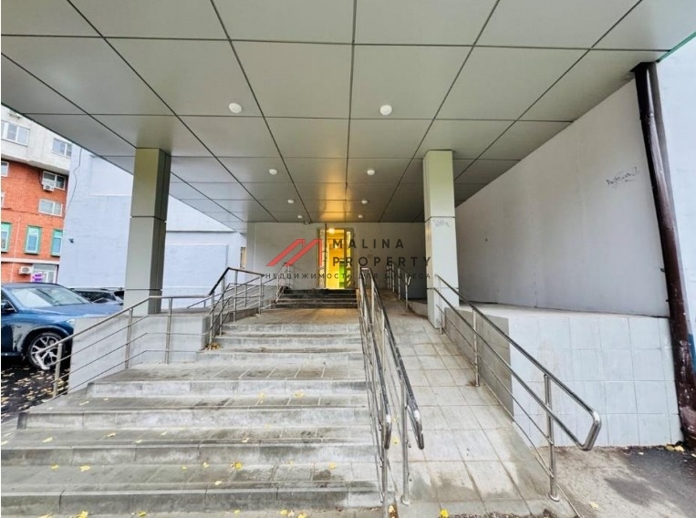 Продажа торгового помещения арендатором "Ozon fresh"