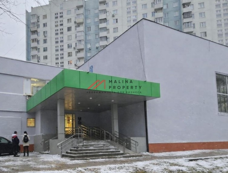 Продажа торгового помещения арендатором "Ozon fresh"