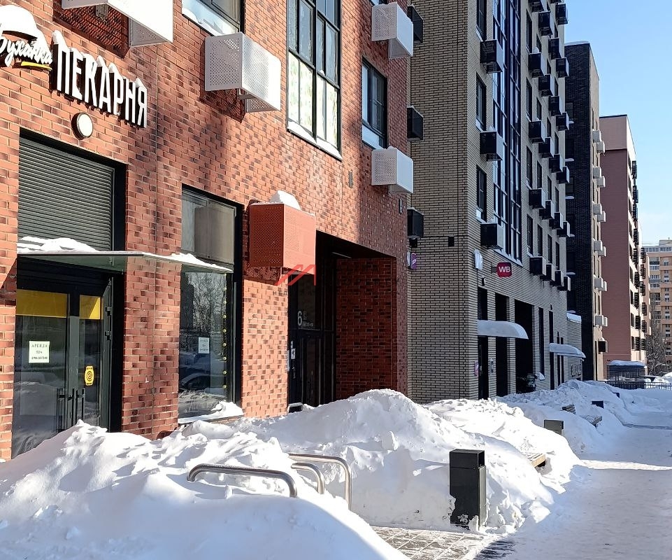 Аренда торгового помещения в новом доме