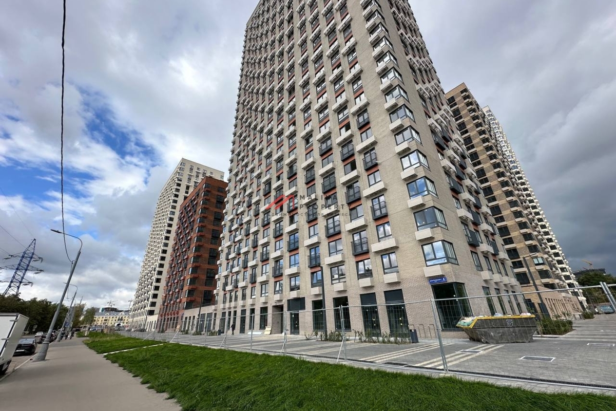 Аренда помещения на 1-й линии в ЖК Руставели