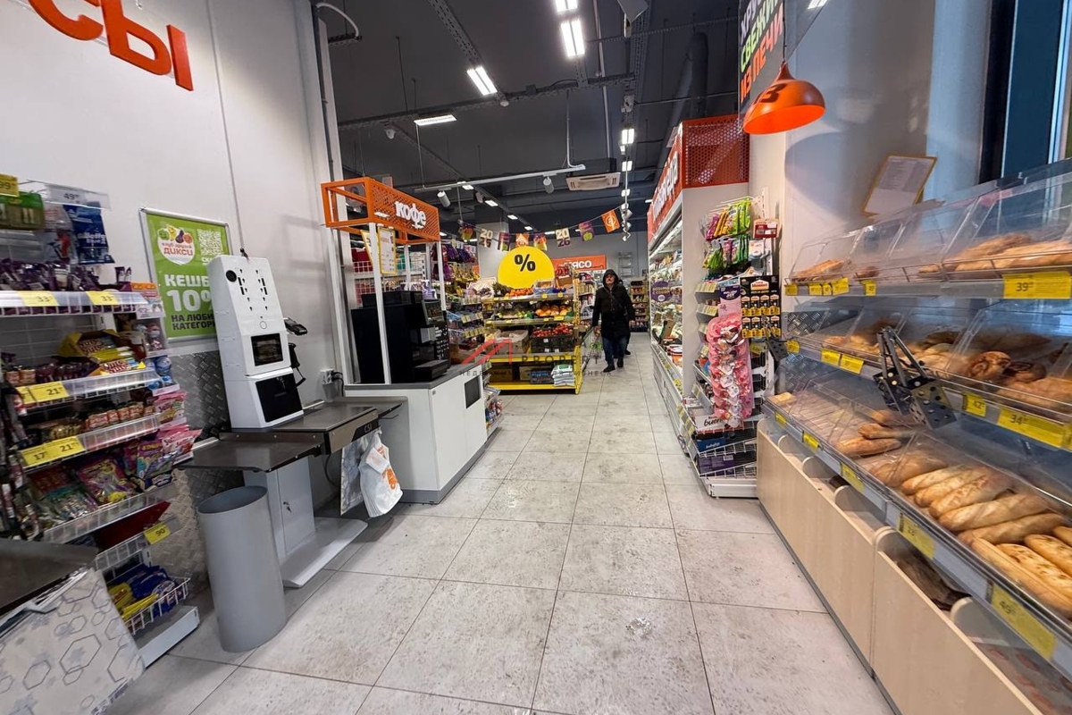 Продажа торгового помещения с арендатором Дикси 