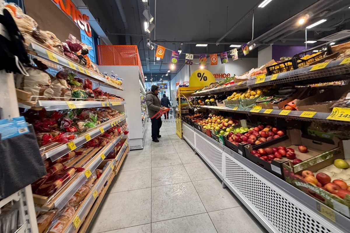 Продажа торгового помещения с арендатором Дикси 