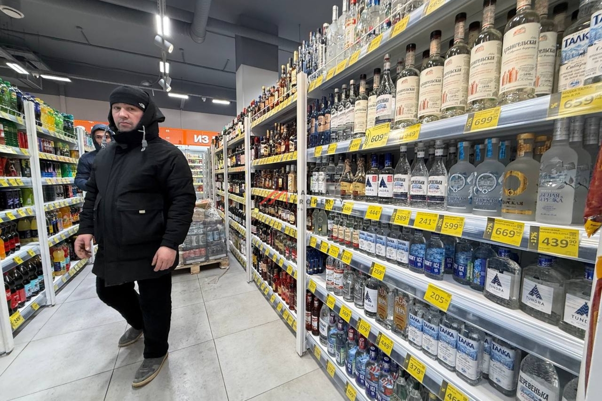 Продажа торгового помещения с арендатором Дикси 