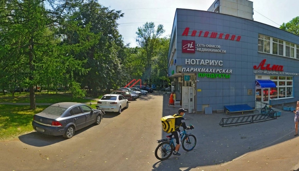 Продажа торгового помещения на Мичуринском 