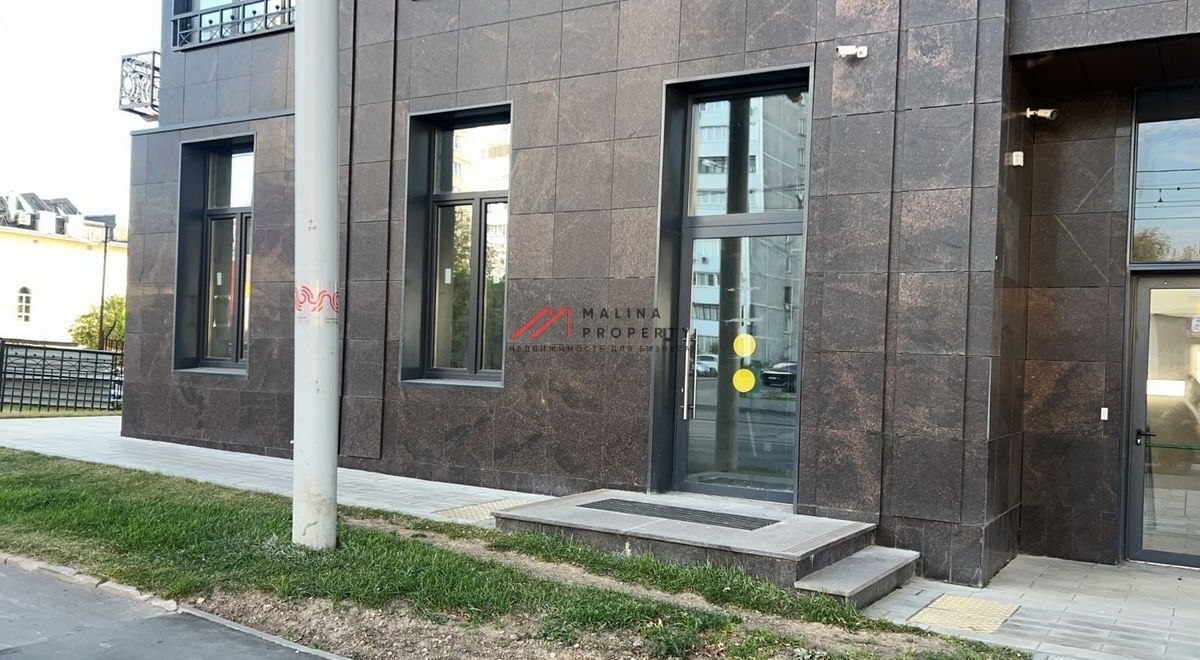 Продажа коммерческого помещения в ЖК "Большая Семерка"