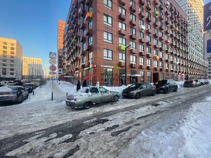 Аренда торгового помещения в ЖК "Бунинские луга" 