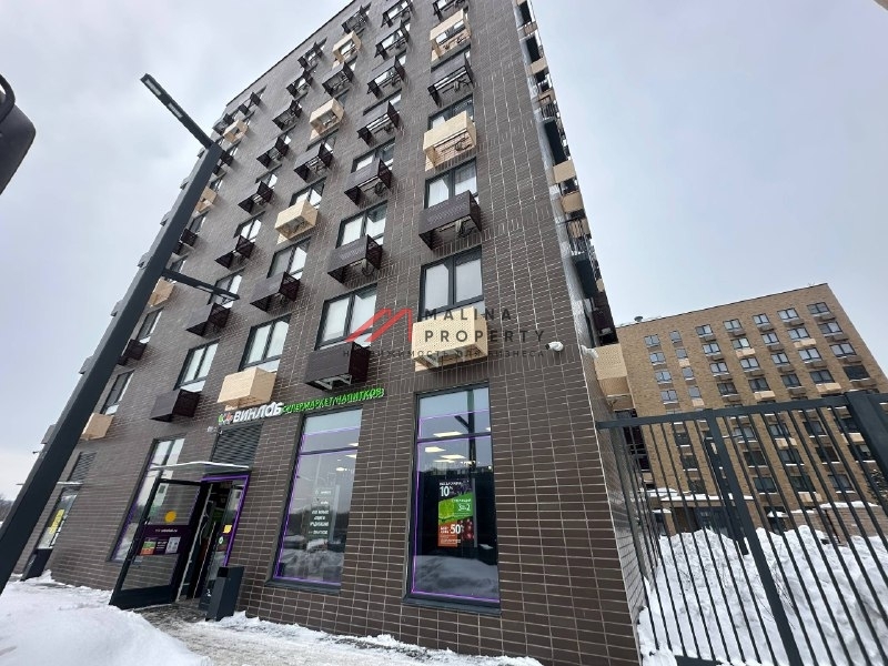 Продажа помещения с арендатором в ЖК "Середневский Лес" 