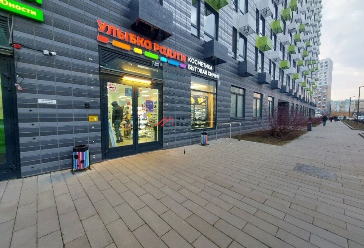 Продажа помещения с магазином Улыбка Радуги на м. Лухмановская