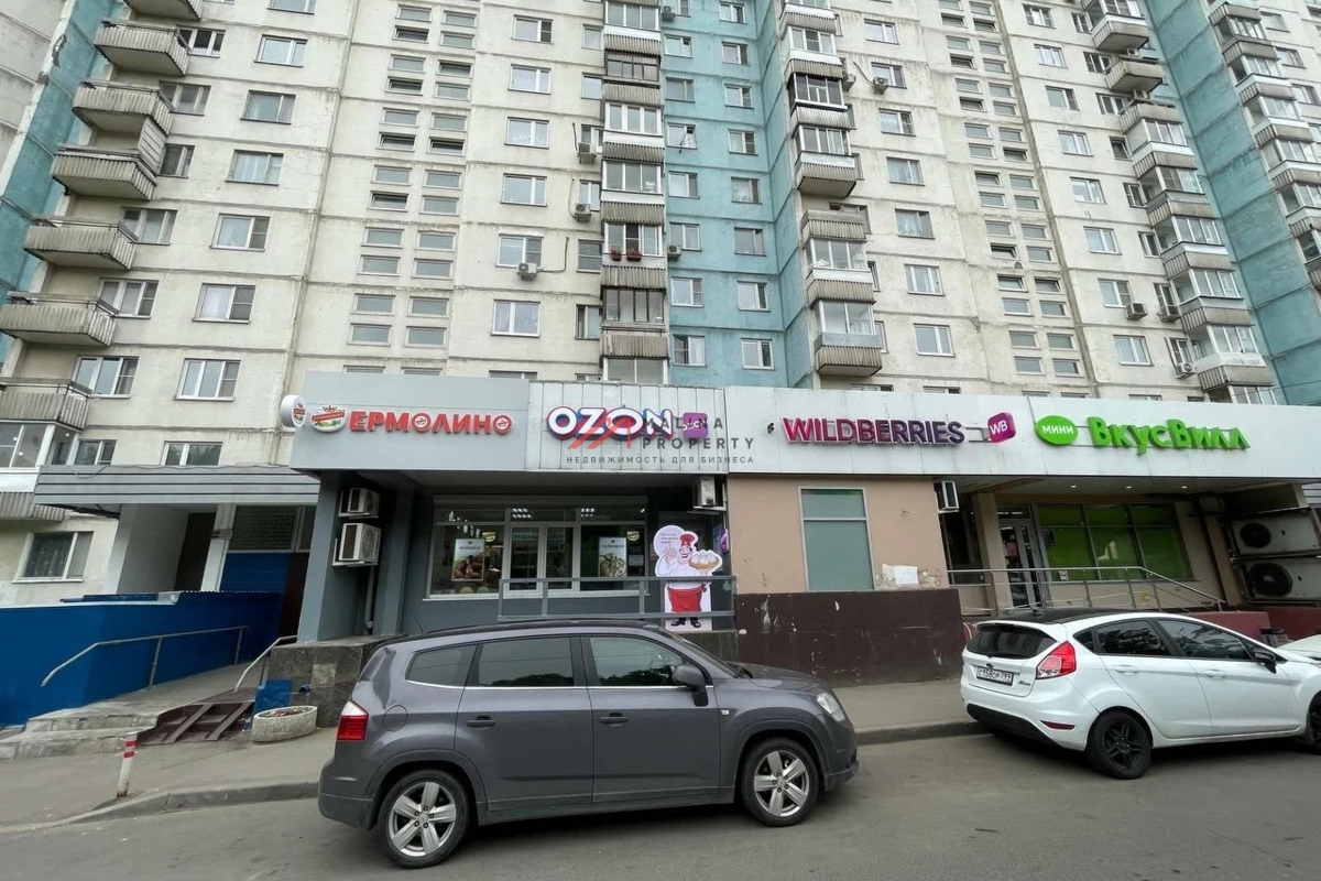 Продажа торгового помещения с арендаторами 