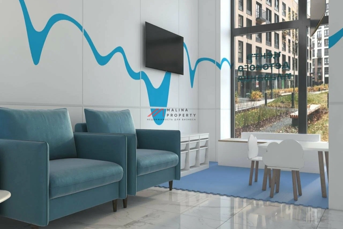 Продажа помещения с арендатором Мама я плыву 