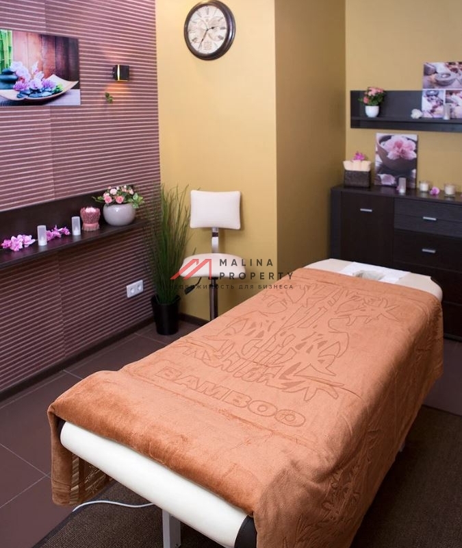 Продажа помещения под медцентр в ЖК "Скай Форт"