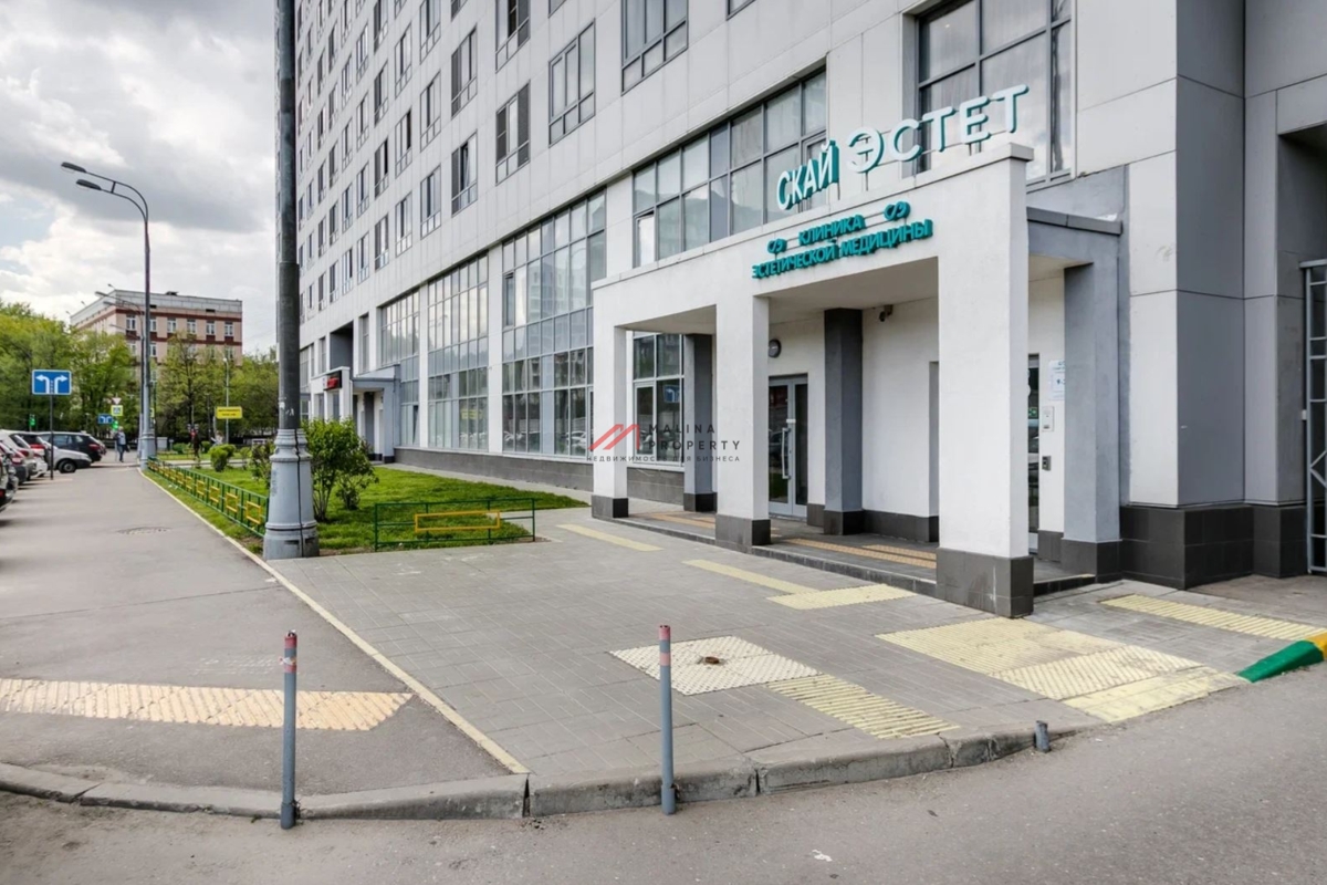 Продажа помещения под медцентр в ЖК "Скай Форт"