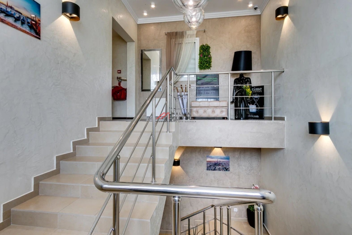 Продажа помещения под медцентр в ЖК "Скай Форт"