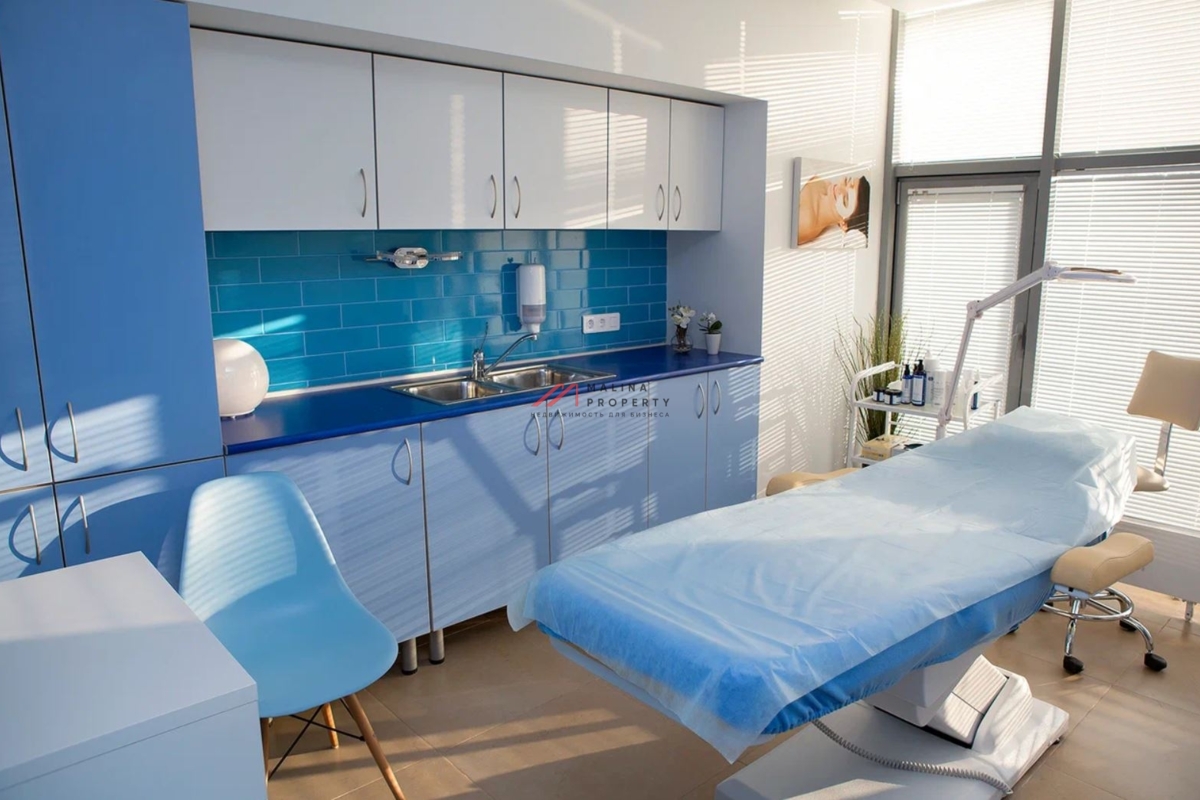 Продажа помещения под медцентр в ЖК "Скай Форт"