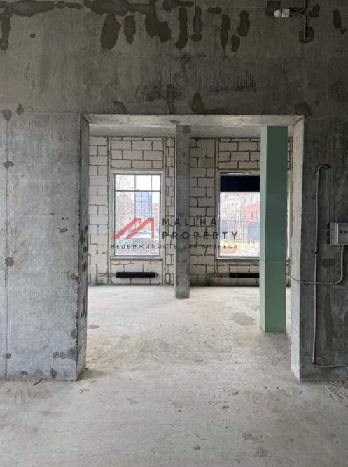 Продажа углового торгового помещения в ЖК «Красноказарменная 15»