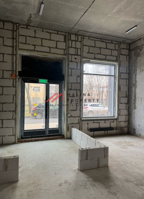 Продажа углового торгового помещения в ЖК «Красноказарменная 15»