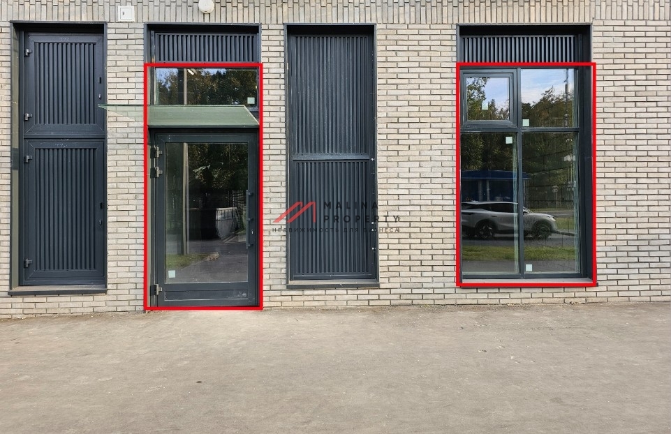 Продажа торгового помещения в новом доме в Перово