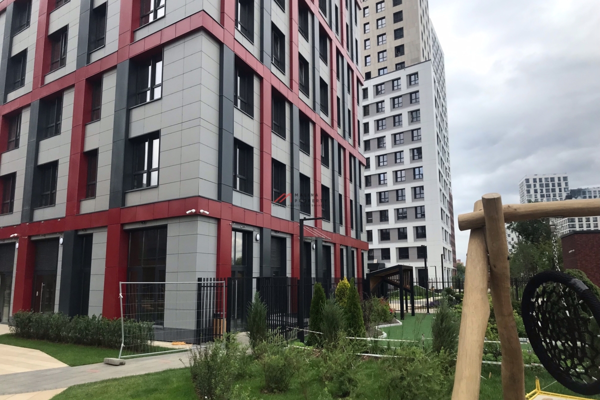 Продажа торгового помещения в ЖК Кутузов Град 2