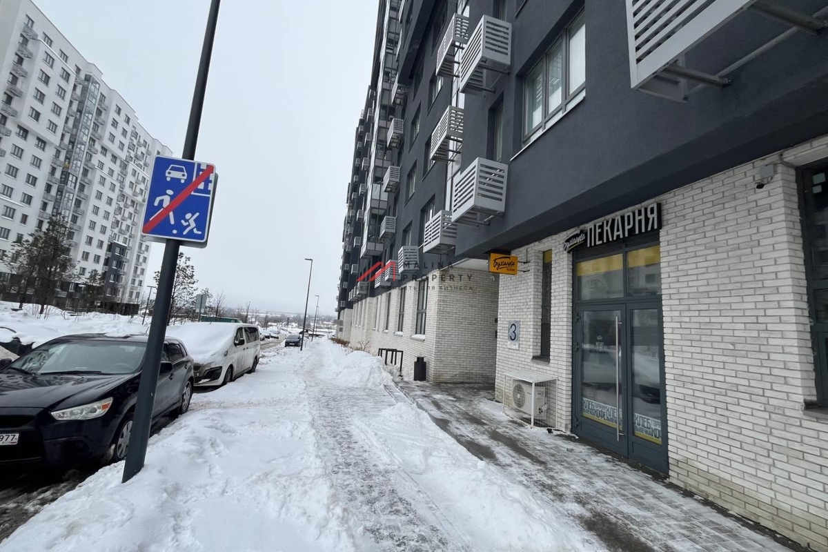 Продажа помещения с арендатором Буханка в ЖК «Новые Ватутинки, мкр. Десна»