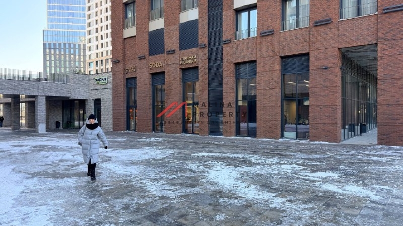 Аренда торгового помещения в ЖК "EVER-2". 1-я линия