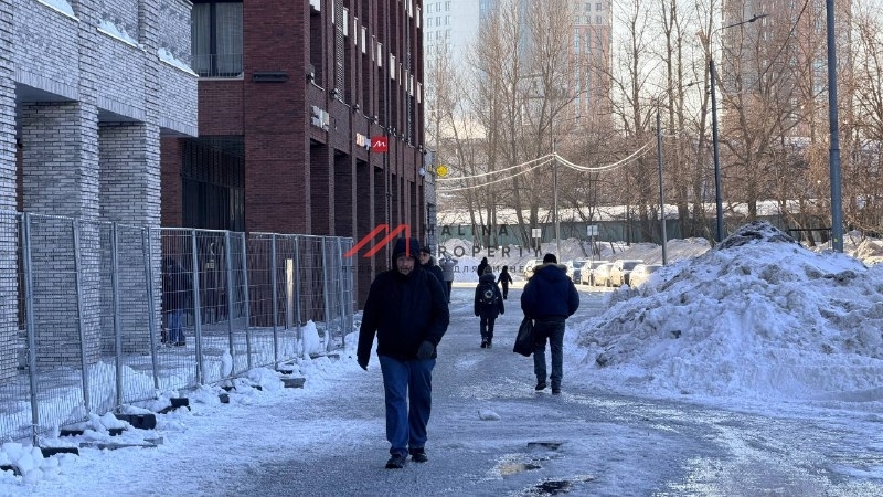 Аренда торгового помещения в ЖК "EVER-2". 1-я линия