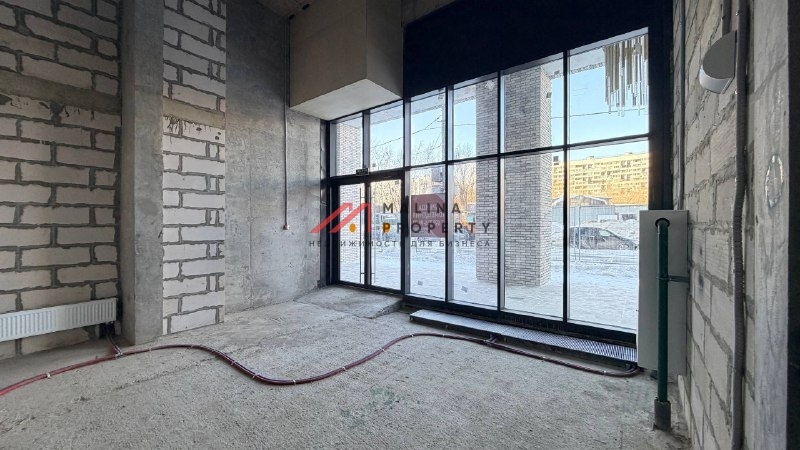 Аренда торгового помещения в ЖК "EVER-2". 1-я линия