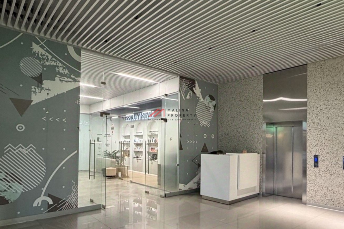 Продажа торгового помещения с арендаторами в БЦ "WeStar"