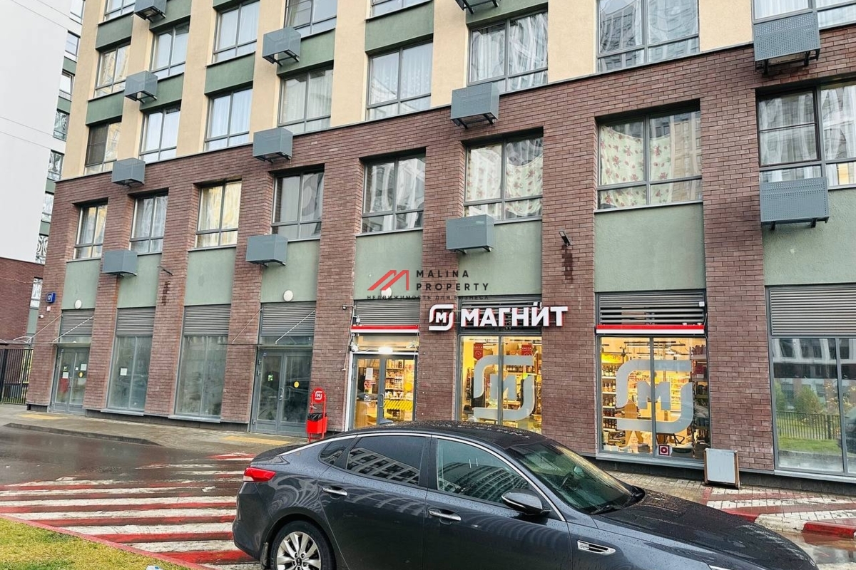 Продажа торгового помещения в ЖК Лучи-2