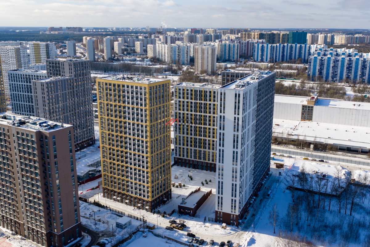 Продажа торгового помещения в ЖК Лучи-2