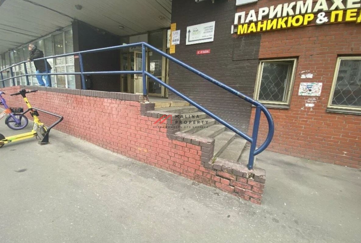 Продажа торгового помещения у метро Братиславская