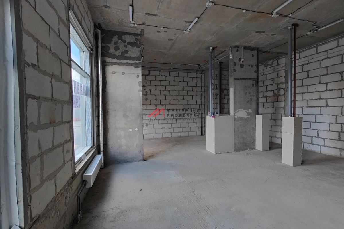 Аренда торгового помещения в ЖК "Бунинские луга" 