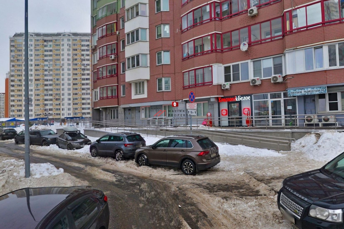 Продажа помещения с арендаторами у метро Некрасовка 