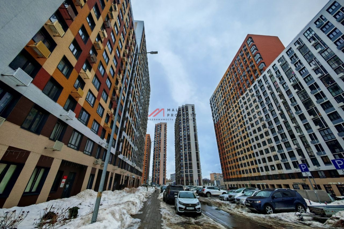 Продажа торгового помещения в жилом комплексе Инновация