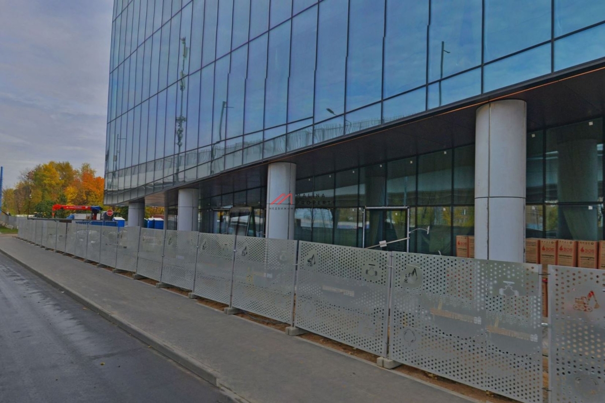 Продажа торгового помещения в Бизнес Центре "QOOB корпус Q"