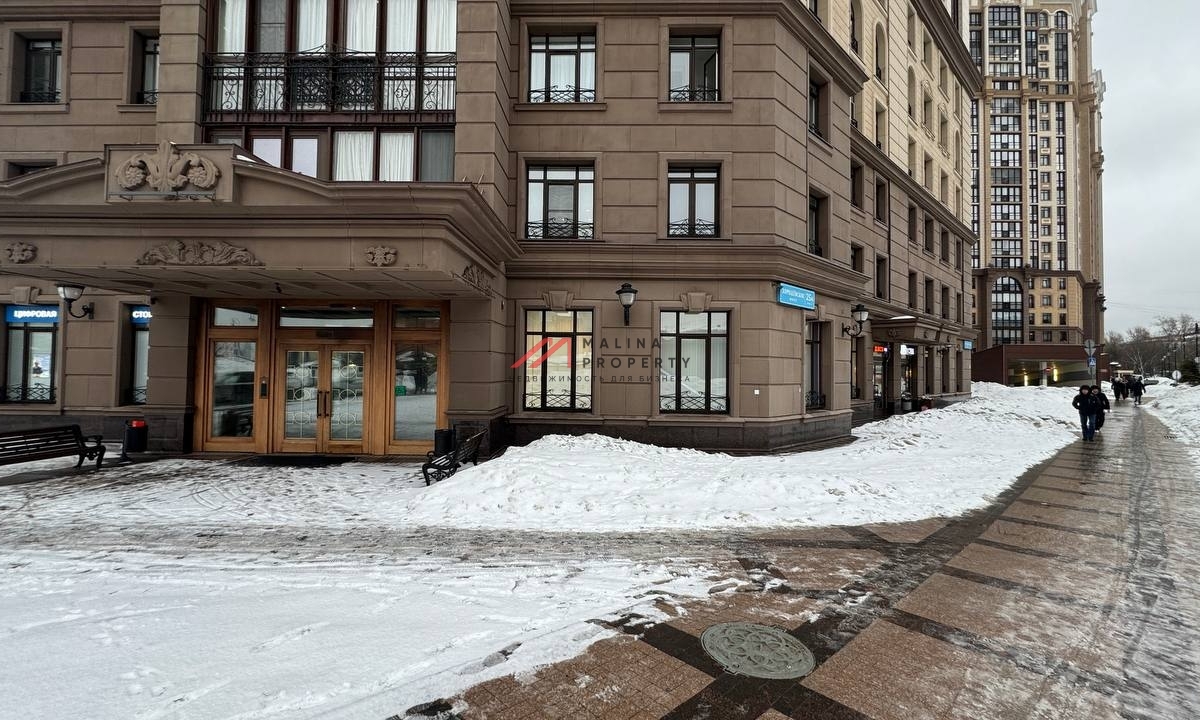 Продажа помещения с арендатором  Дикси Go