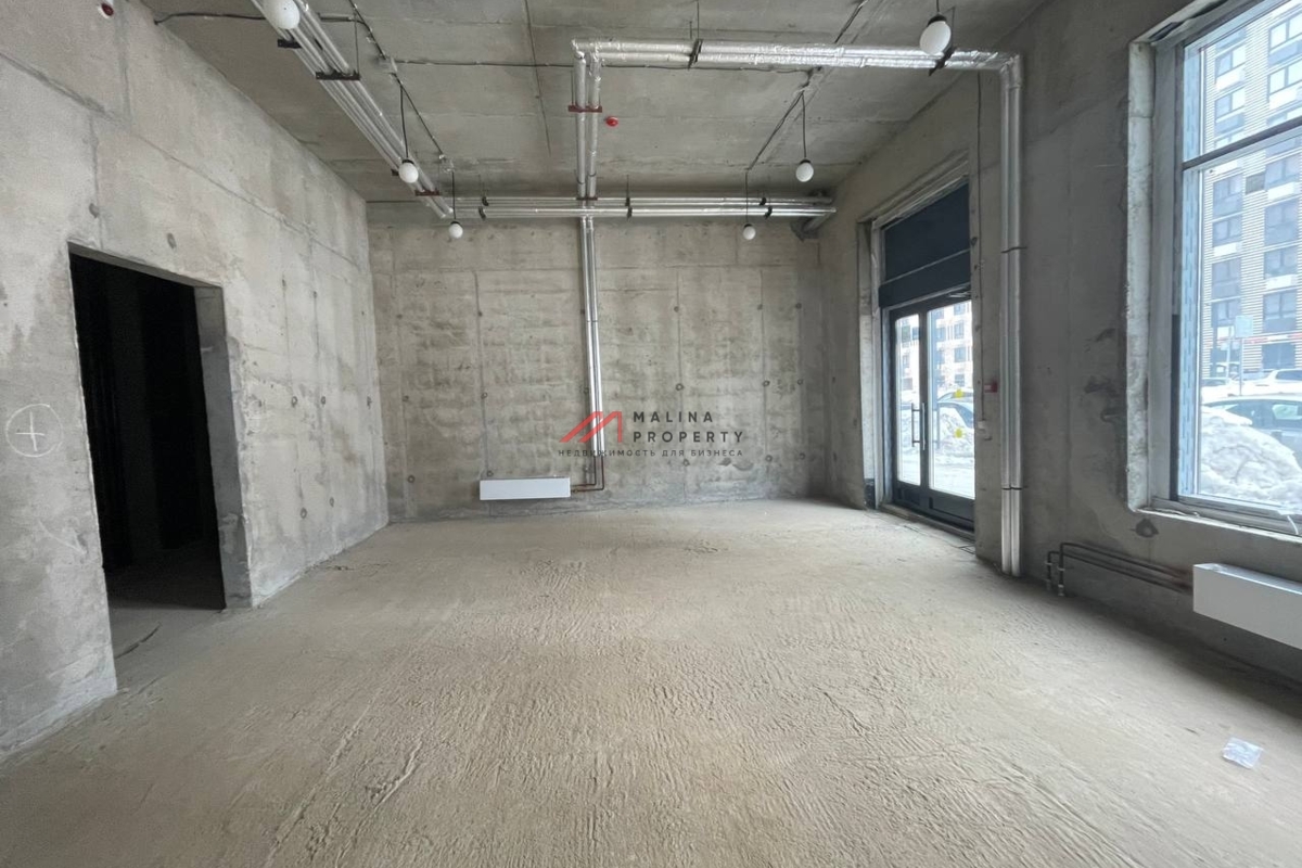 Аренда углового помещения в центре ЖК "Никольские Луга" 