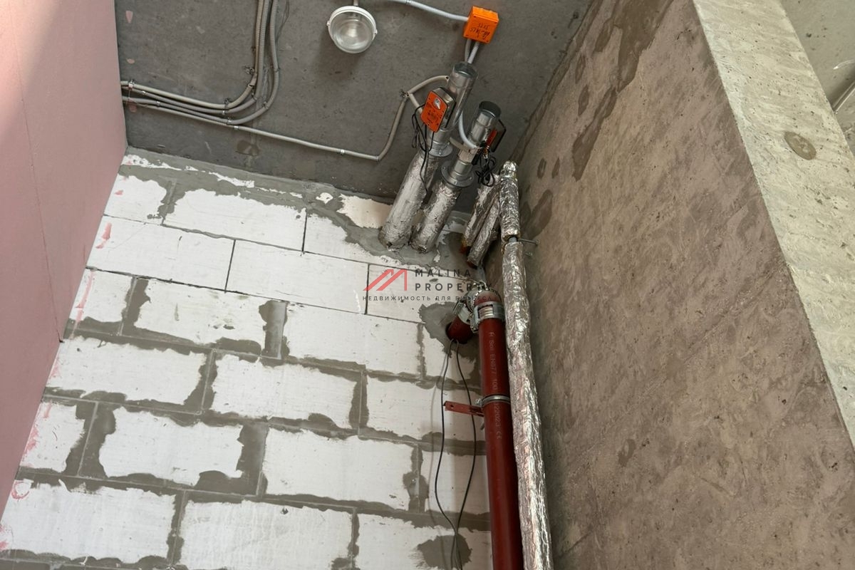 Продажа торгового помещения в жилом комплексе "Матвеевский парк"